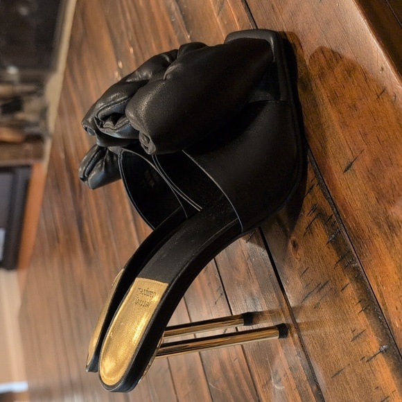 Jeffrey Campbell Bow Down Heel Puff Bow Faux Leather - Picture 6 of 13